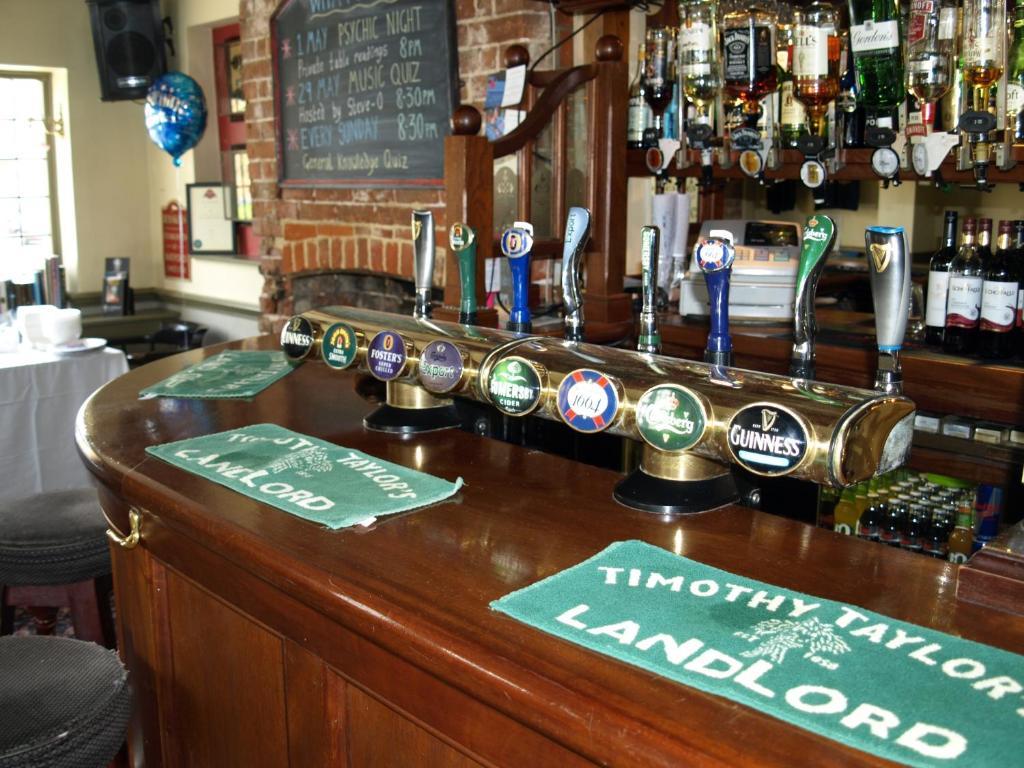 Jolly Brewers Free House Inn 비숍스토포드 외부 사진