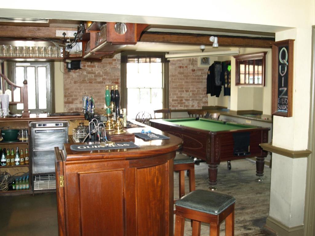 Jolly Brewers Free House Inn 비숍스토포드 외부 사진